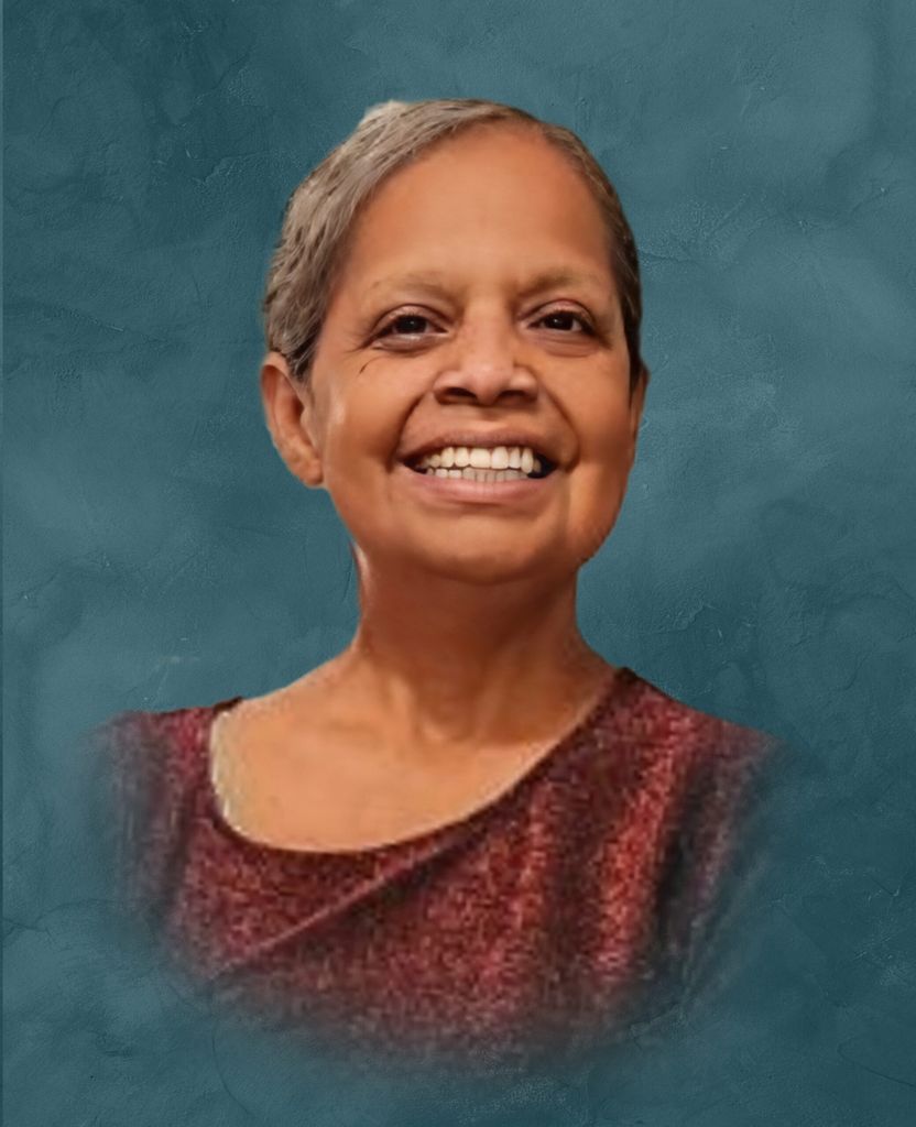 Maximina Peck Profile Photo