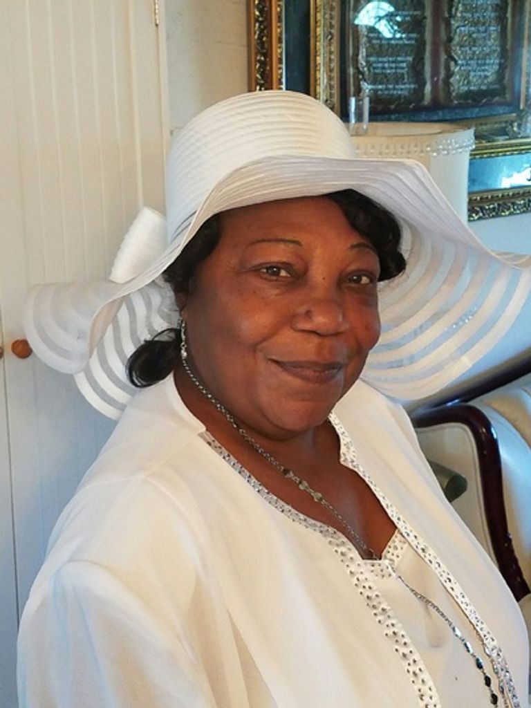 Flossie Mae Lewis Profile Photo