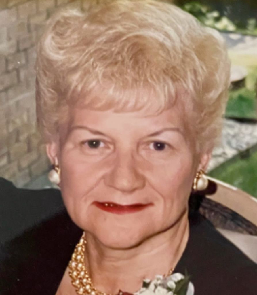 Alice Bieniarz Profile Photo