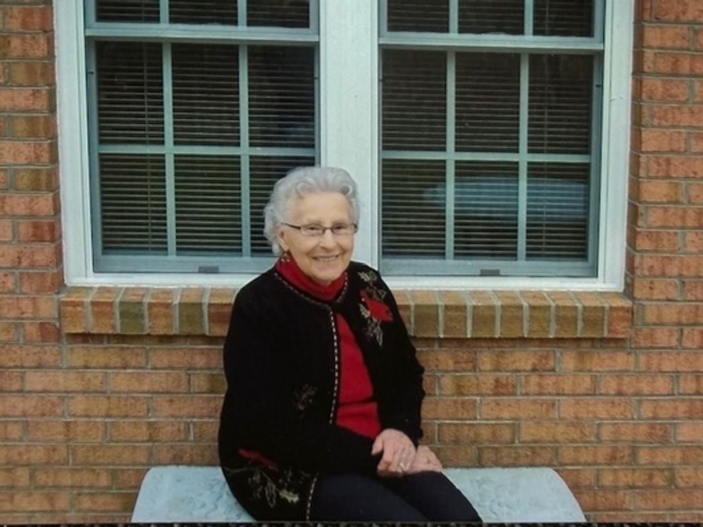 Elizabeth Warwick Profile Photo