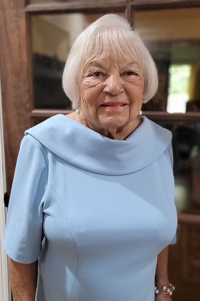 Charlotte (Lois) Chavis Profile Photo