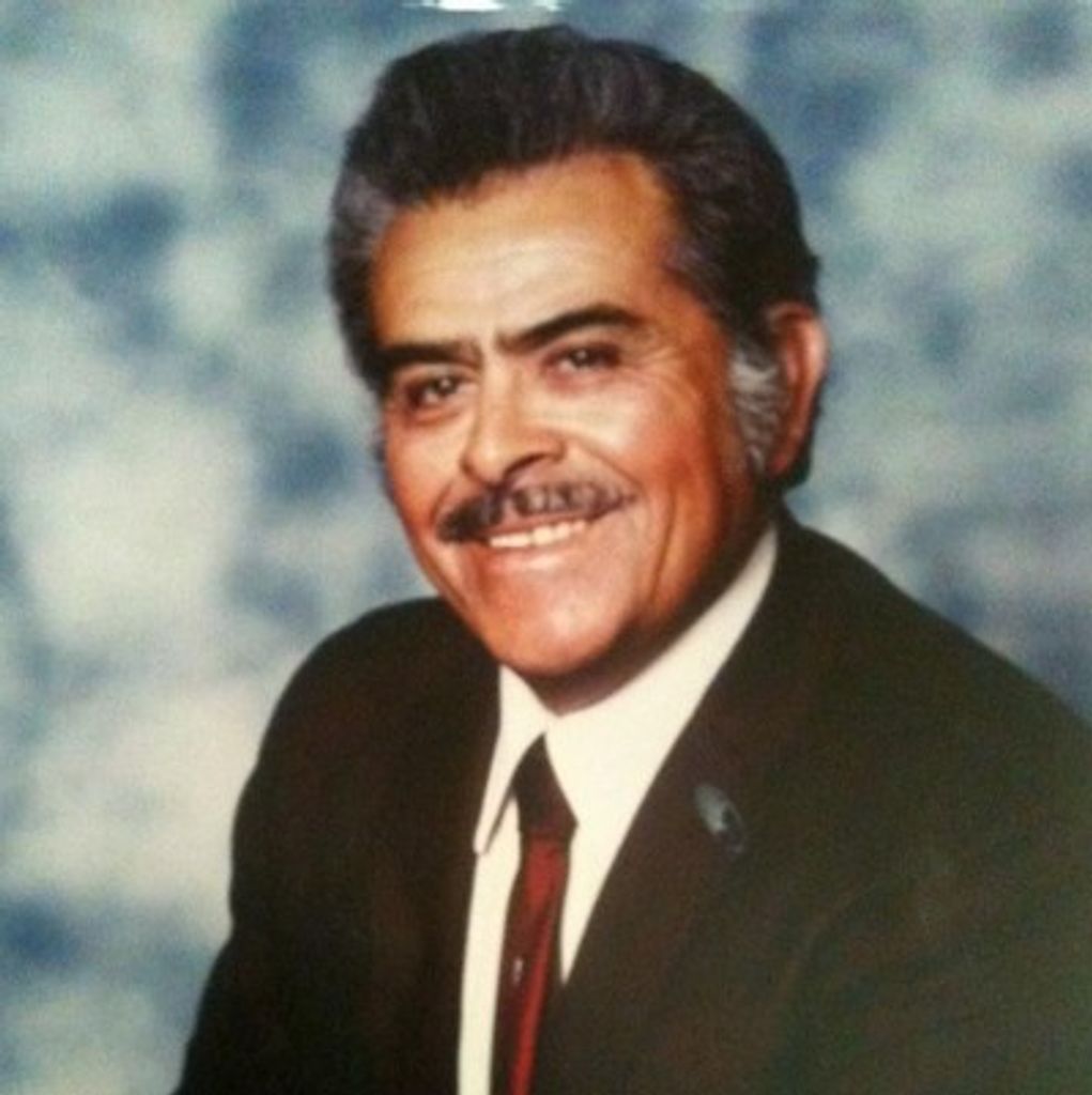 Daniel C. Chávez Profile Photo