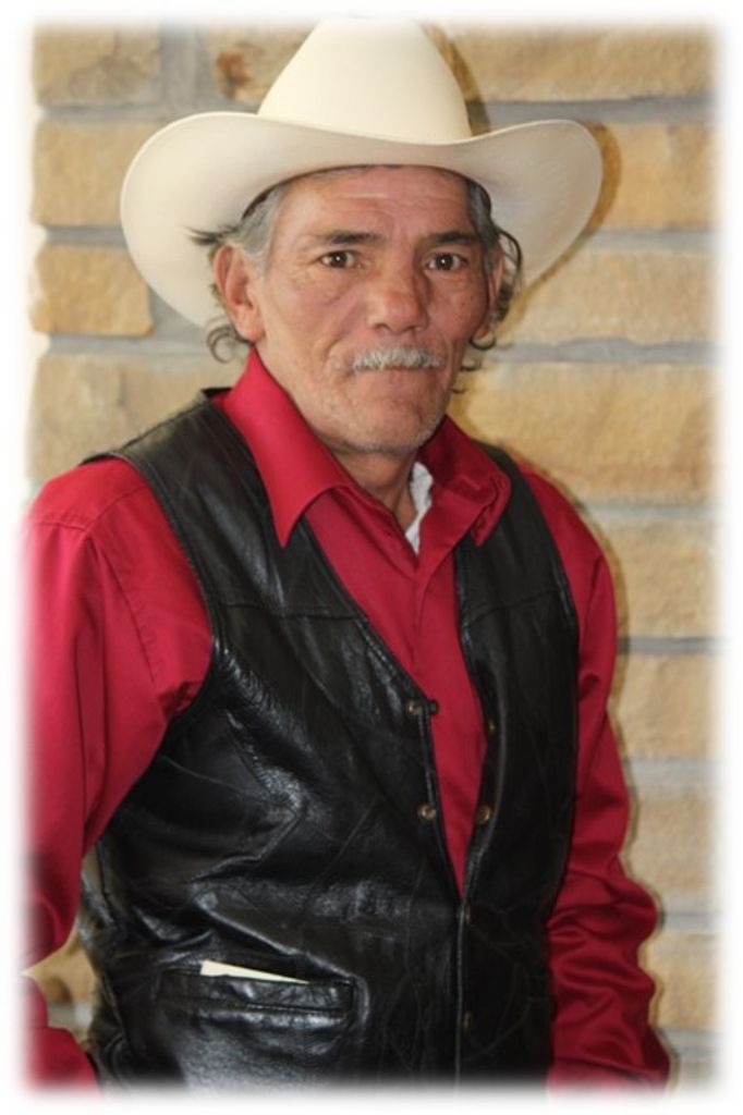 Roberto Guillermo Gonzales Profile Photo