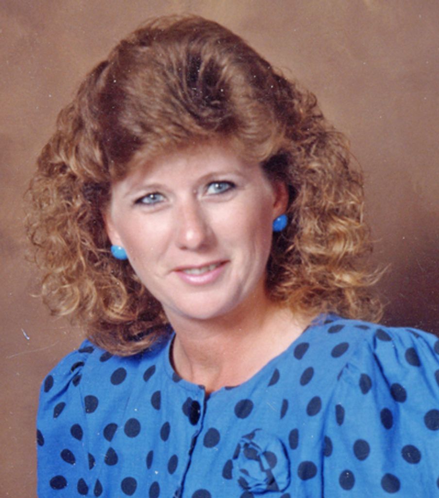 Lezlie Hampton Gaskey Profile Photo