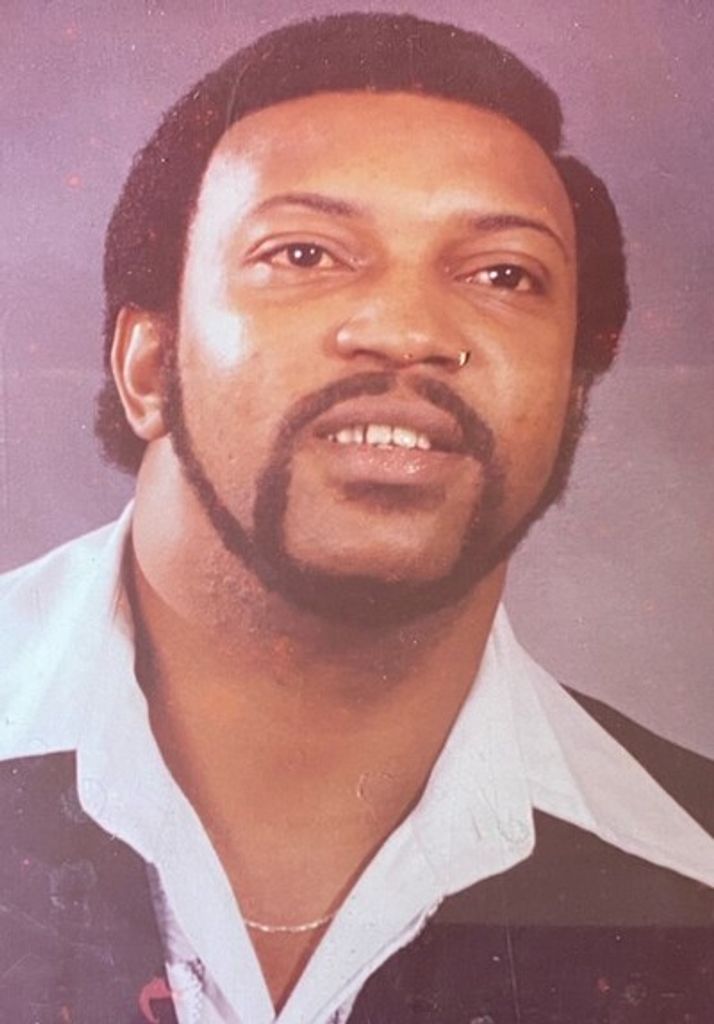 Mr. Floyd Estes Brown Profile Photo
