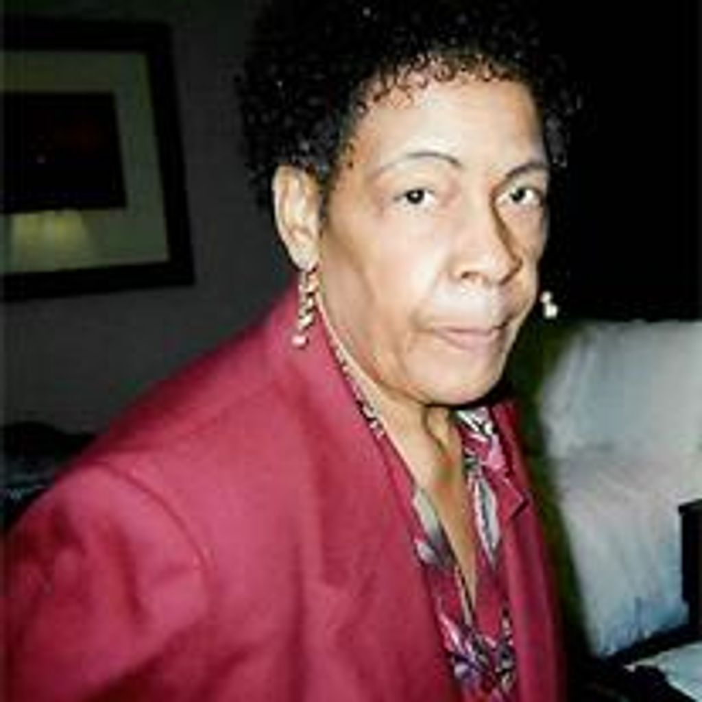 Susie Bee Profile Photo