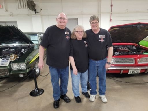 Jonathan Riem photo gallery thumbnail 2 of 3