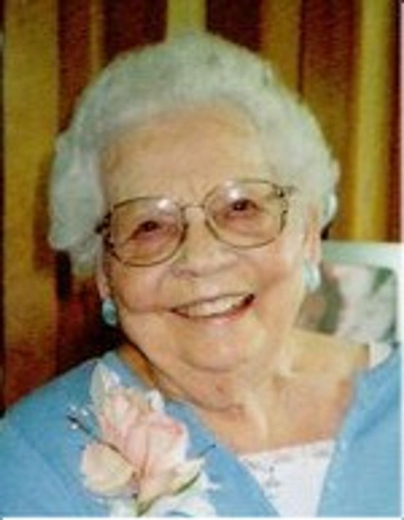 Evelyn T Nelson