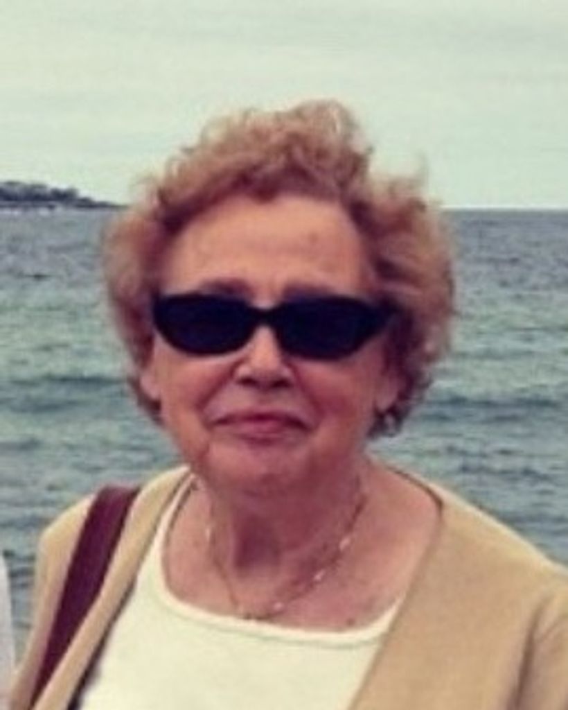 Helga E. Guthrie Profile Photo