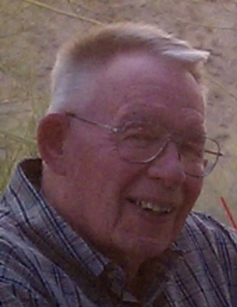 Robert Karlen Flugstad Profile Photo