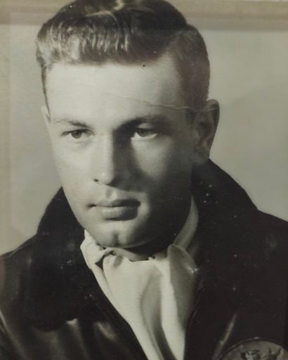 Roger Schultz's obituary image