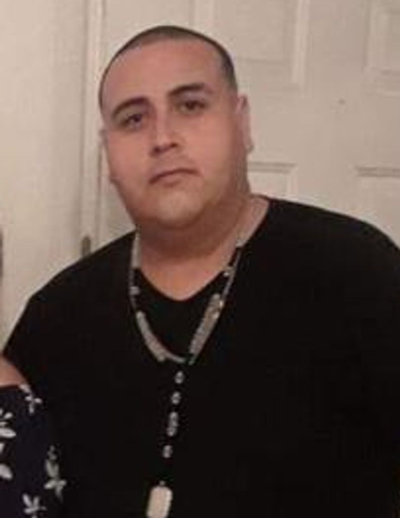 Luis  Miguel Villalon
