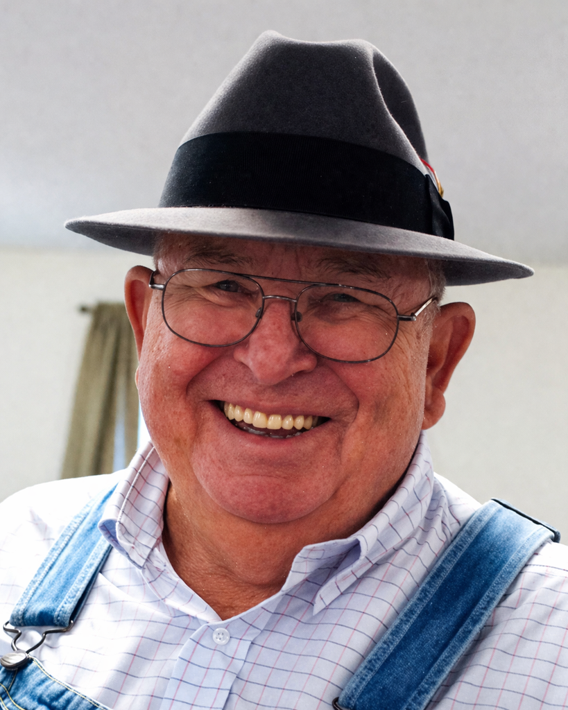 Johnny Lowe Profile Photo