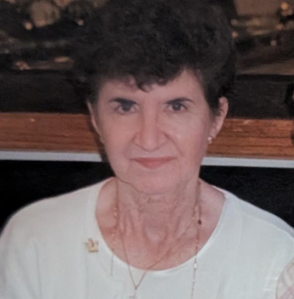 Evelyn Mrozek