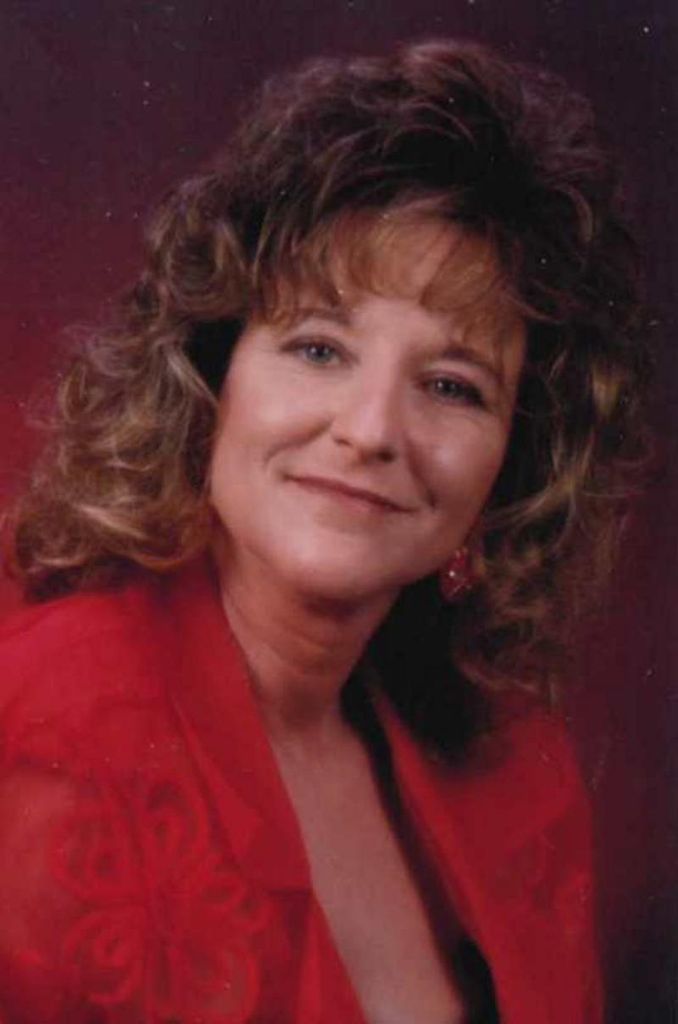 Cathy Robertson Mullins