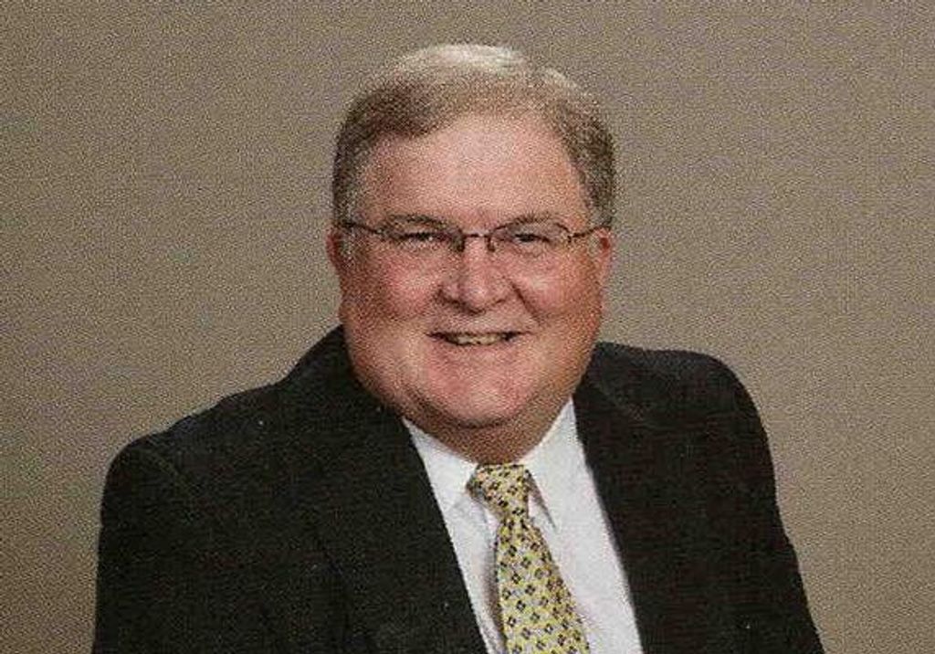 Robert (Robbie) James Hausler, Jr. Profile Photo