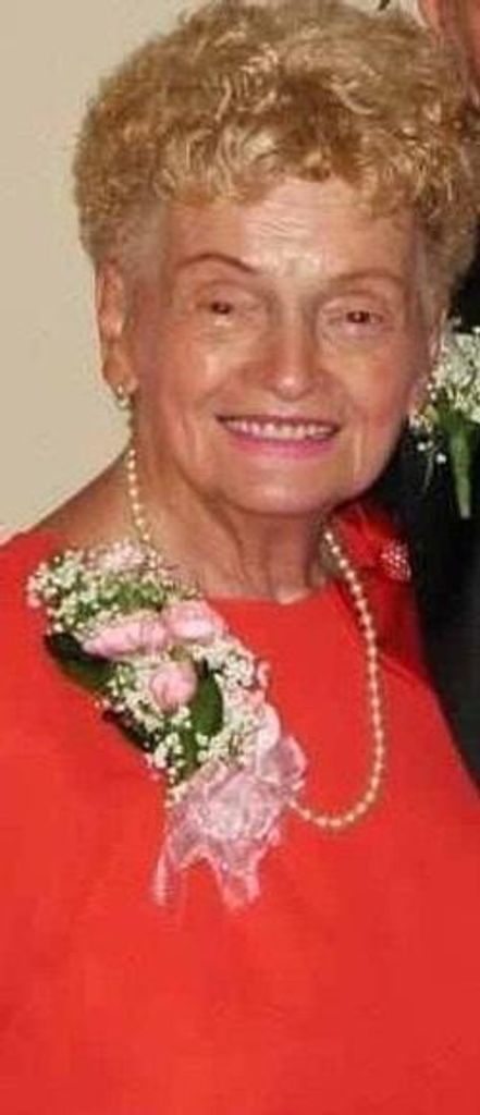 Eleanor E. "Wally" (Nee Wurtz) Thomas