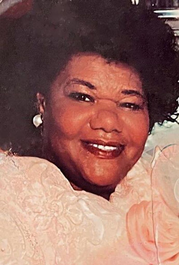 Ms. Elsaida Deveaux Profile Photo