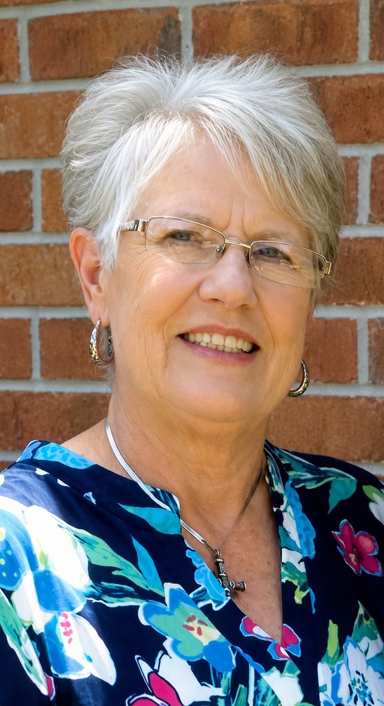 Susan Lynn Henderson Profile Photo