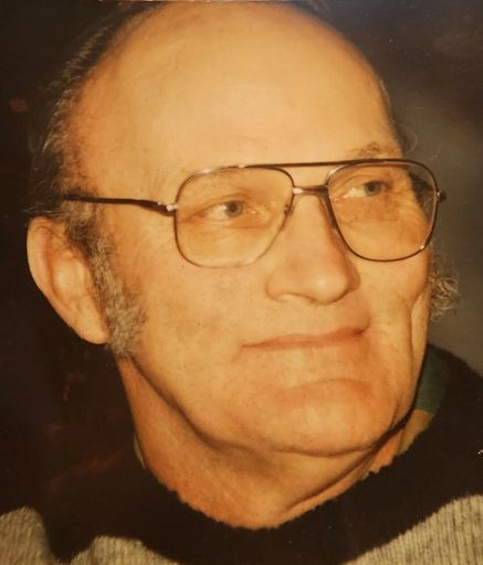 Bernard Lee Moore photo gallery thumbnail 292 of 293