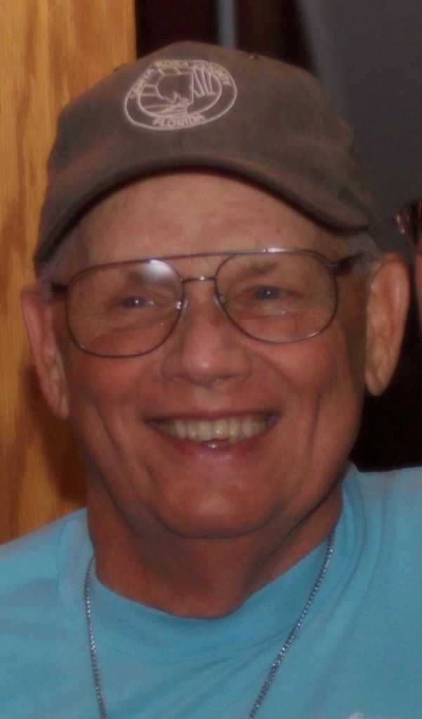 Robert W. "Bob" Edgecomb Profile Photo