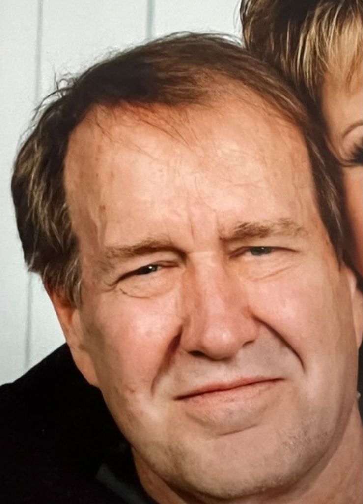 Robert Warren Harris Profile Photo