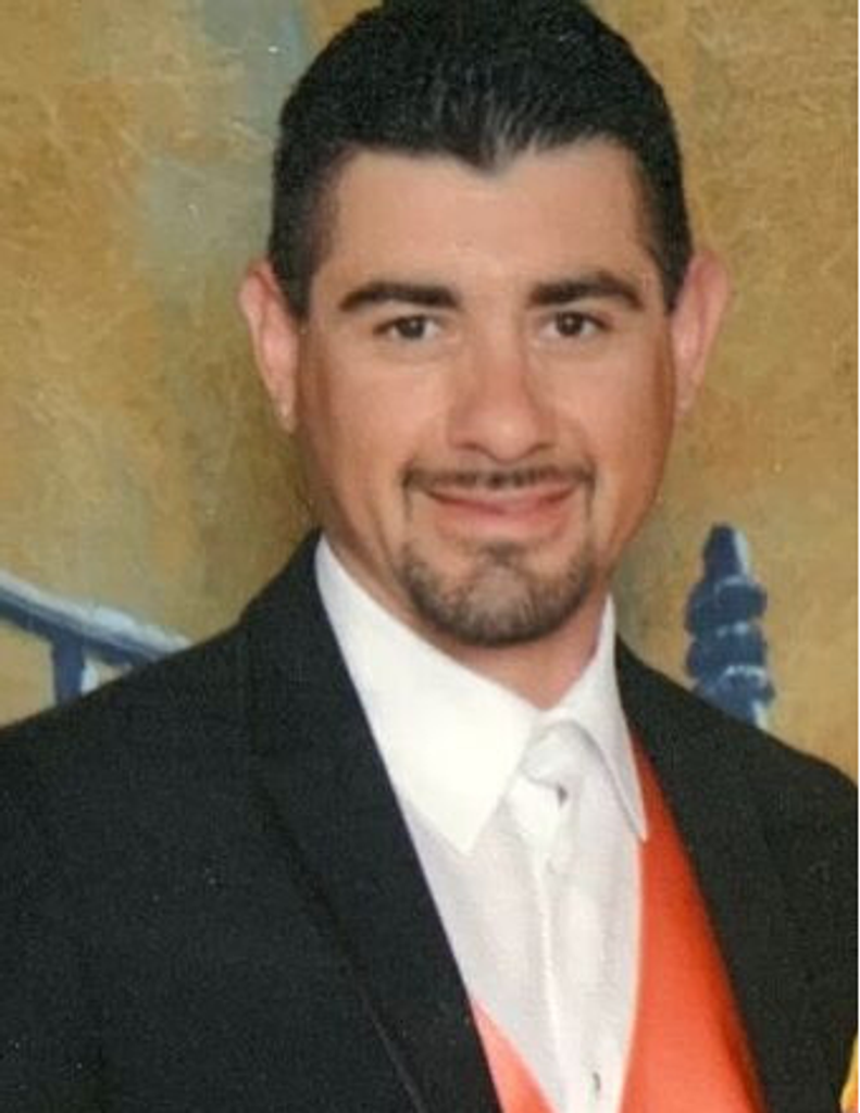 Emmanuel Rodriguez Profile Photo