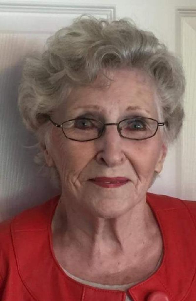 Vivian Litchard Profile Photo