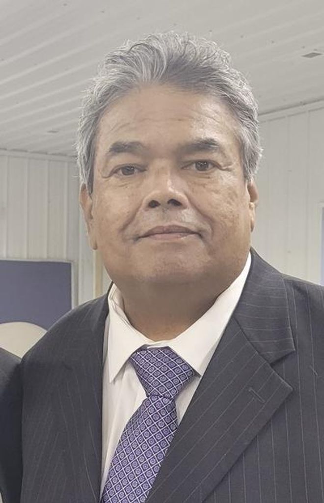 Israel Perez Profile Photo