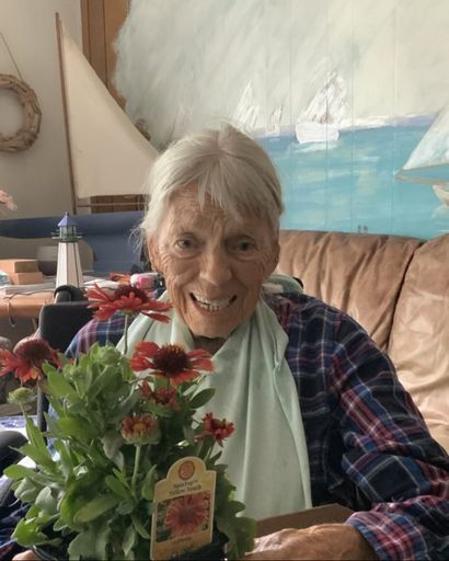 Yvonne Margaret Brown's obituary image