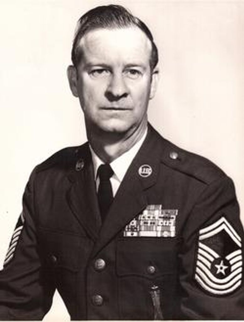 Charles Lindberge Broyles Profile Photo