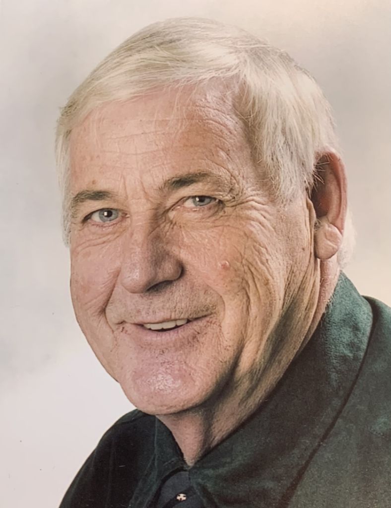 Robert  Kenneth Graham Profile Photo