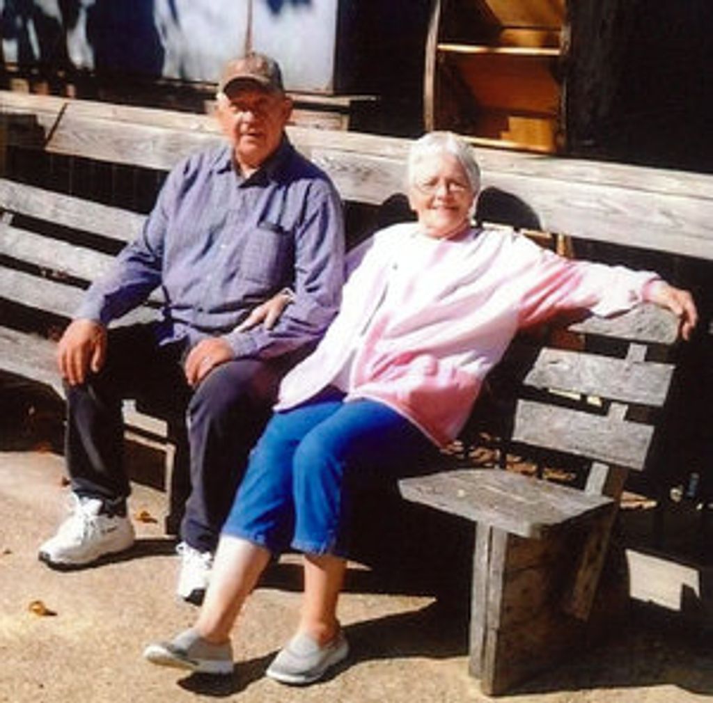 Steve And Bonabeth Thompson Profile Photo