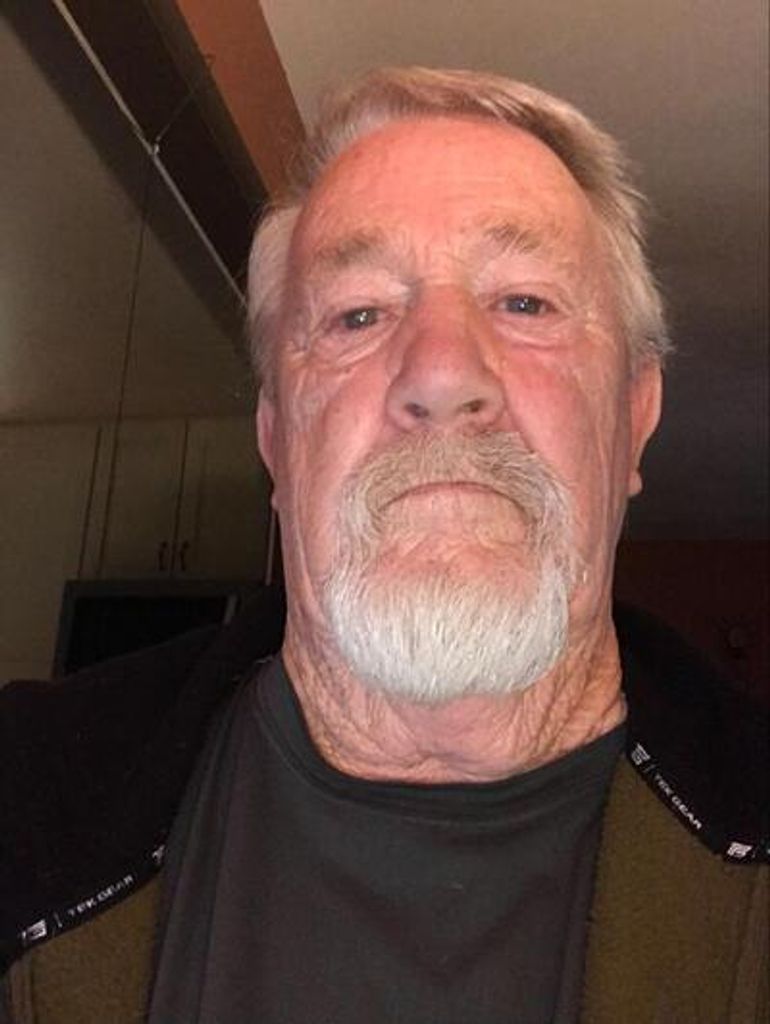 Michael Carlton Davis Profile Photo