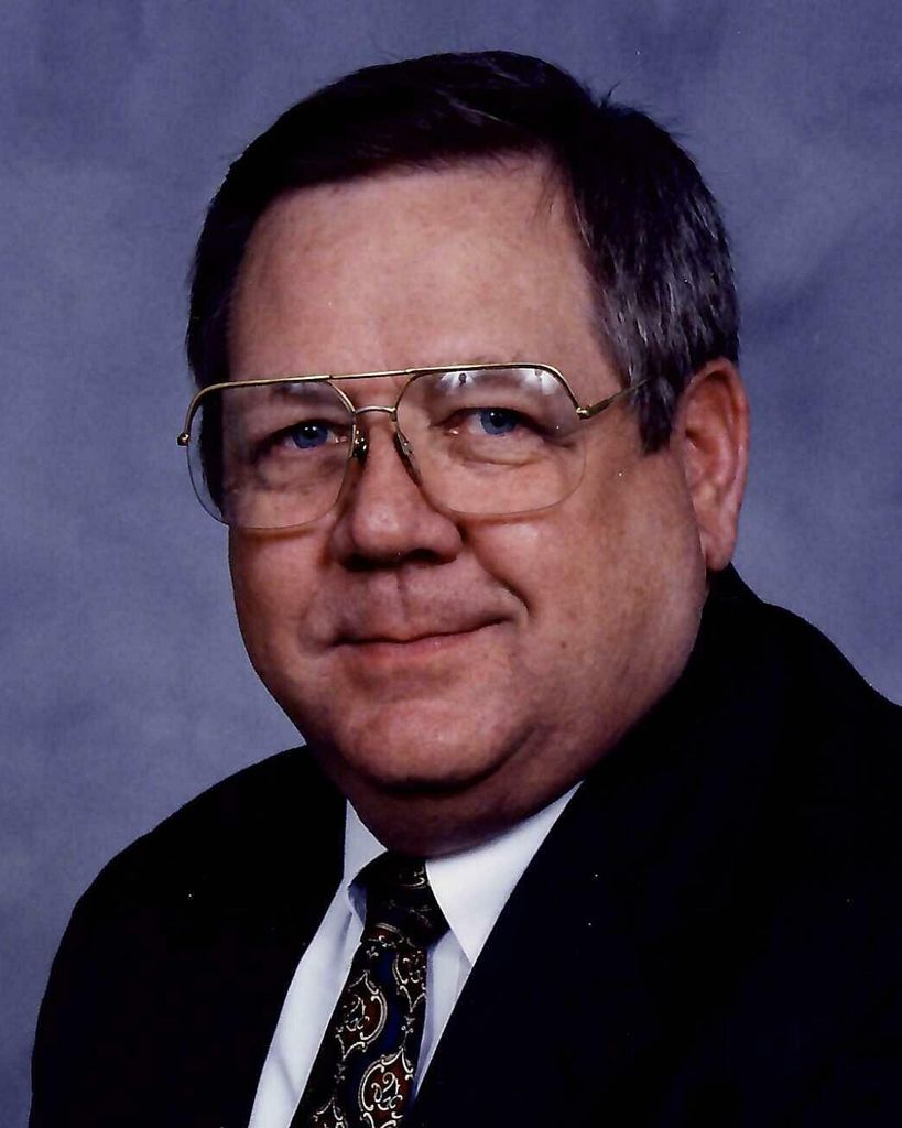 Daniel Joseph Omlor Profile Photo