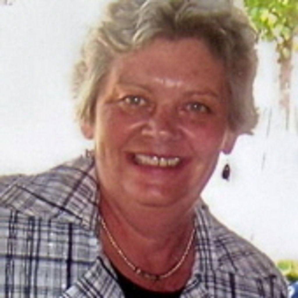 Kay Macdonald