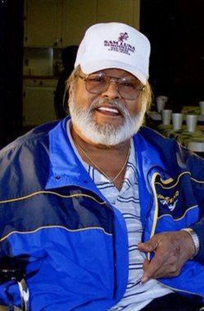 Sam Luna