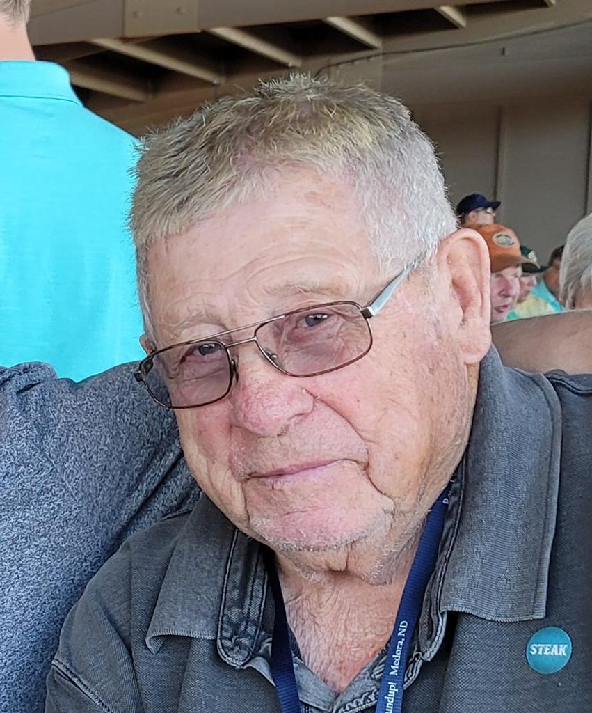 Vernon Eugene Gornowicz Profile Photo