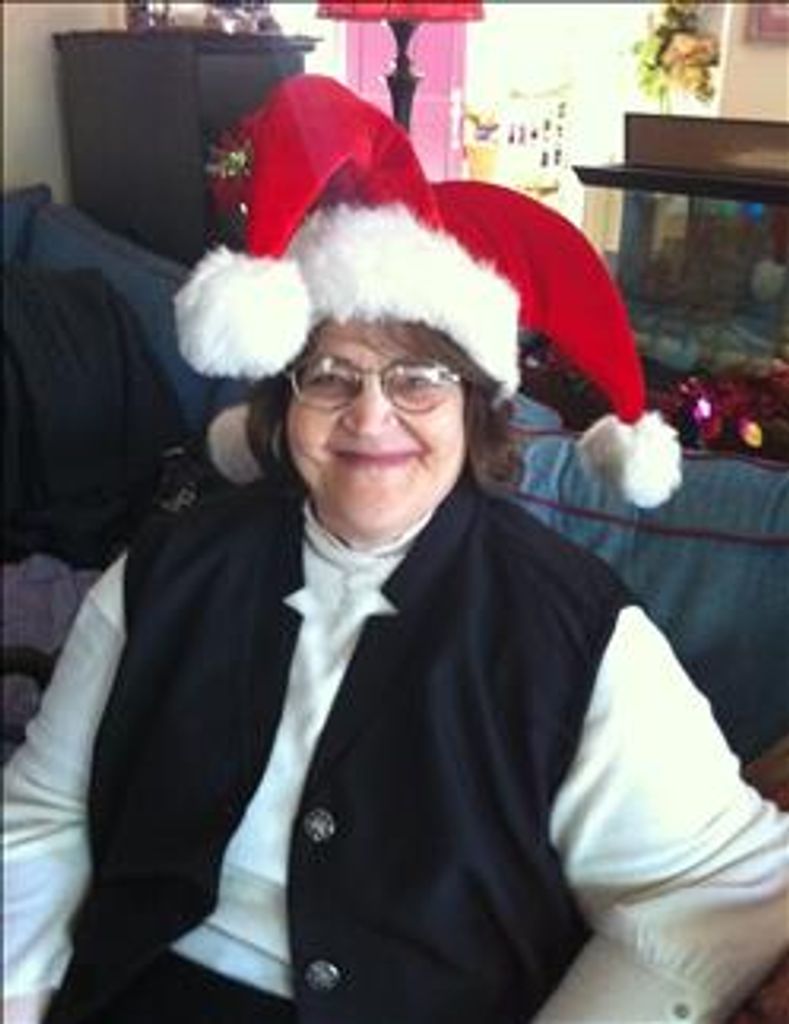 Lynda Stapleton