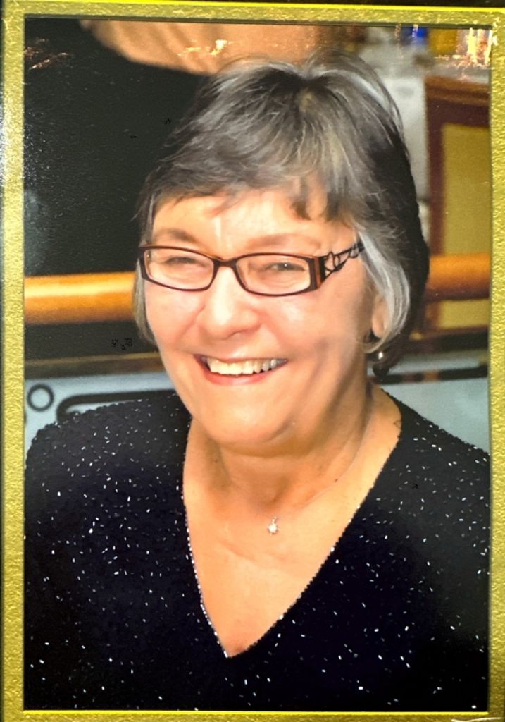 Corinne Lee (Brown)  Oliger