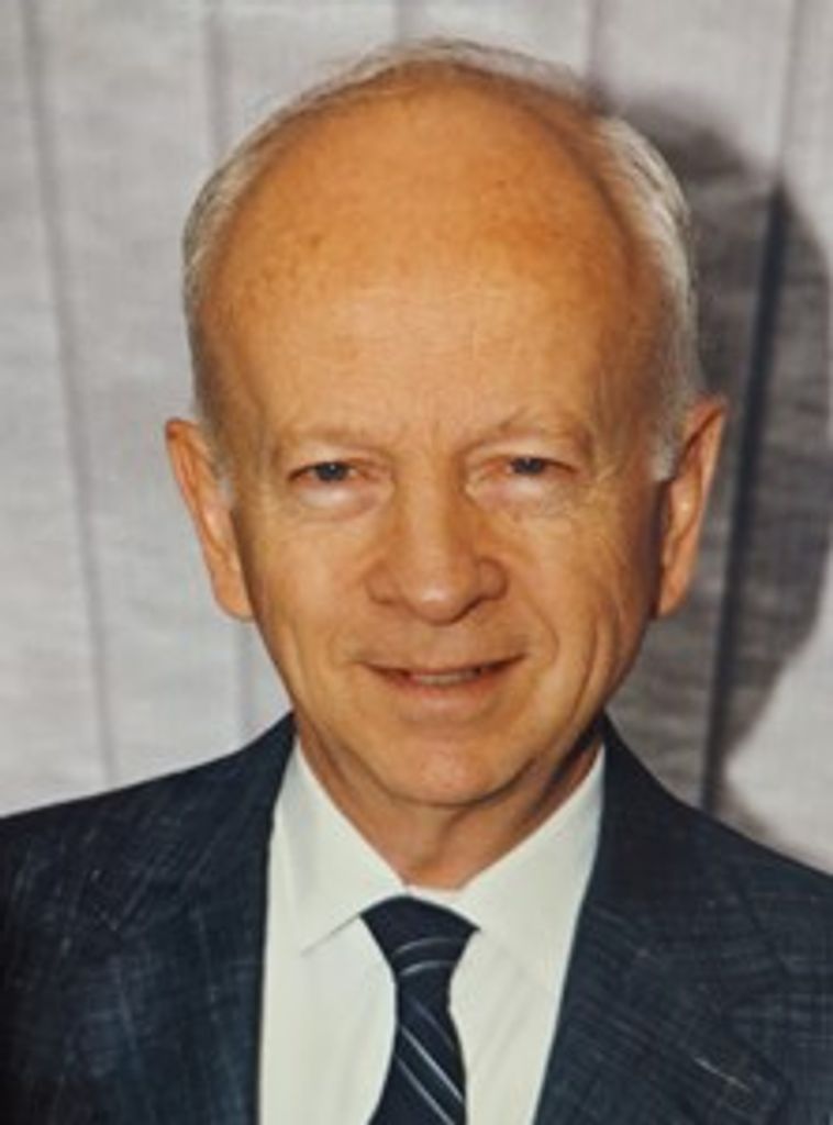 Edward E. Fowle