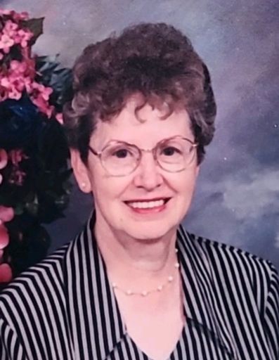 Elisabeth Buseman Profile Photo