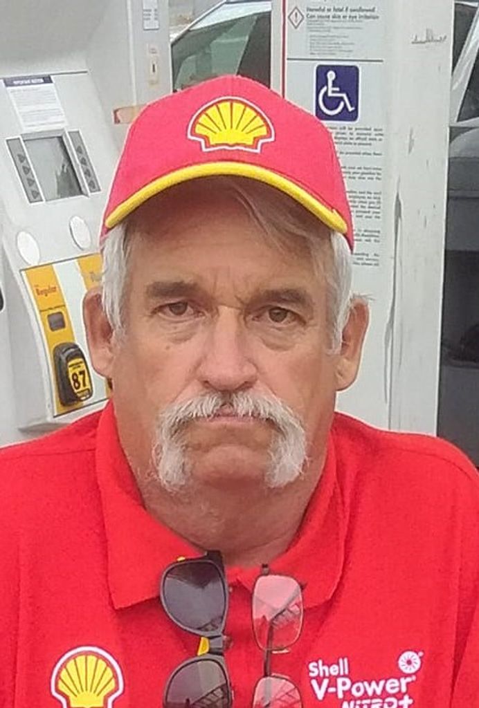 Douglas Alan Silva