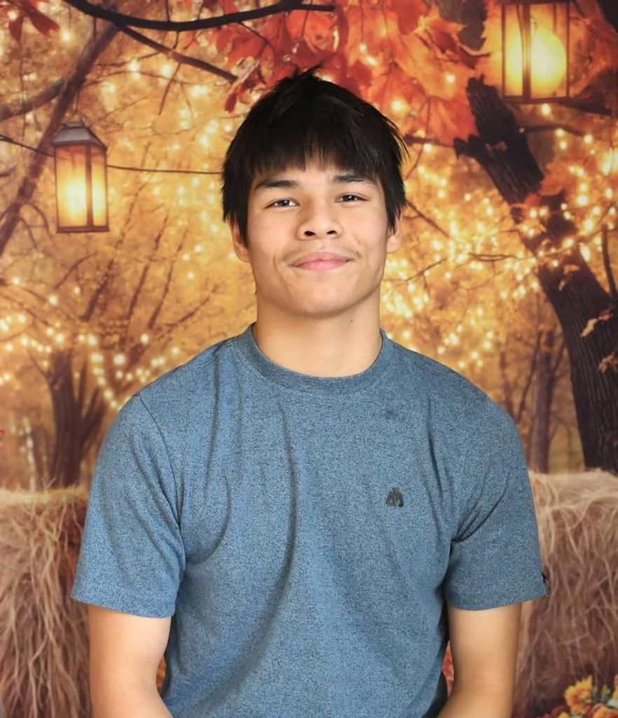 Chandler Martin Leonard Profile Photo