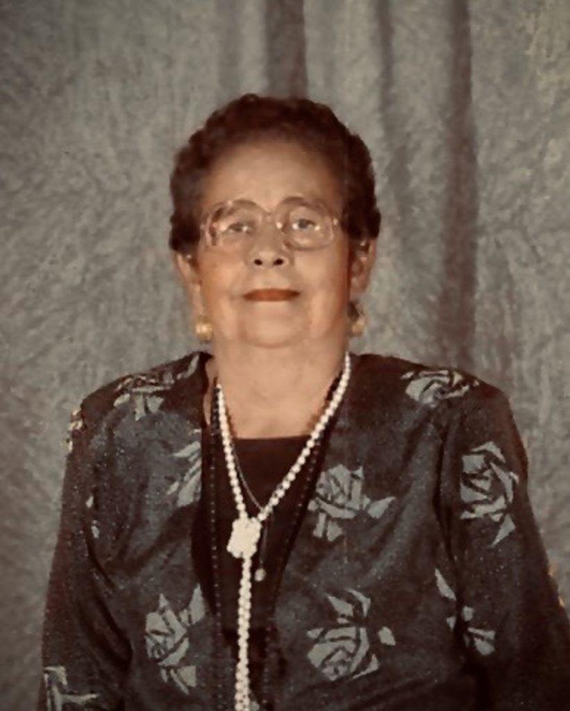 Petrolina Vallecillo
