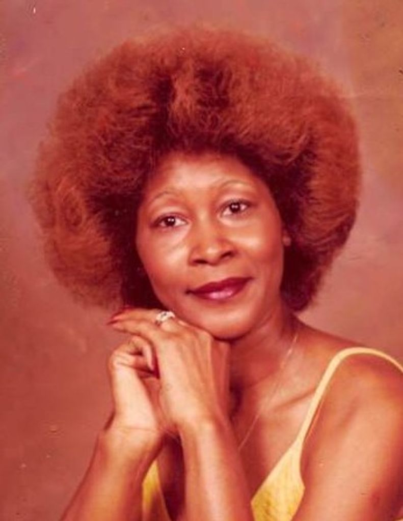 GLORIA MATTHEWS