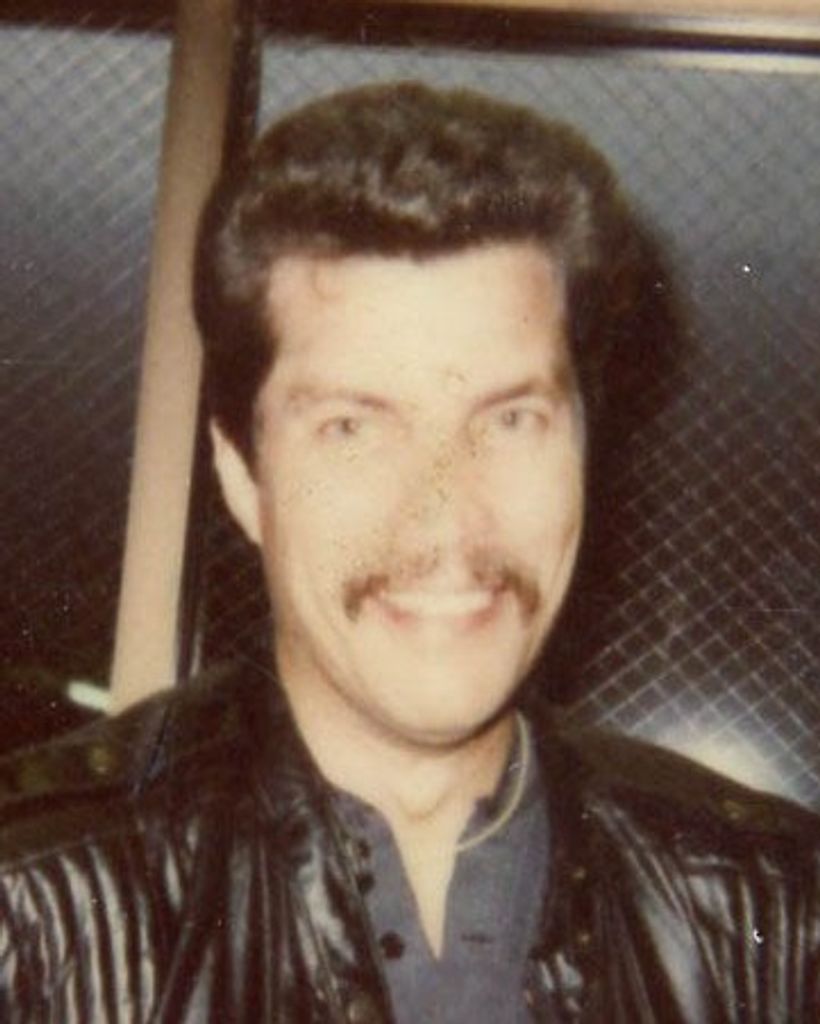 Stephen Jay Carter Profile Photo