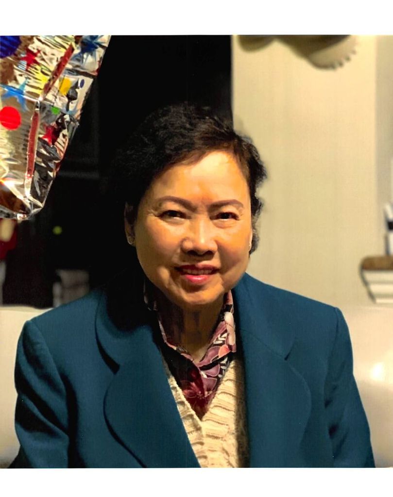 Lisa Tuyet Hoa Truong