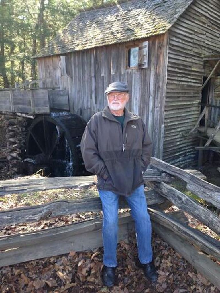 Hubert Gene Farris Profile Photo