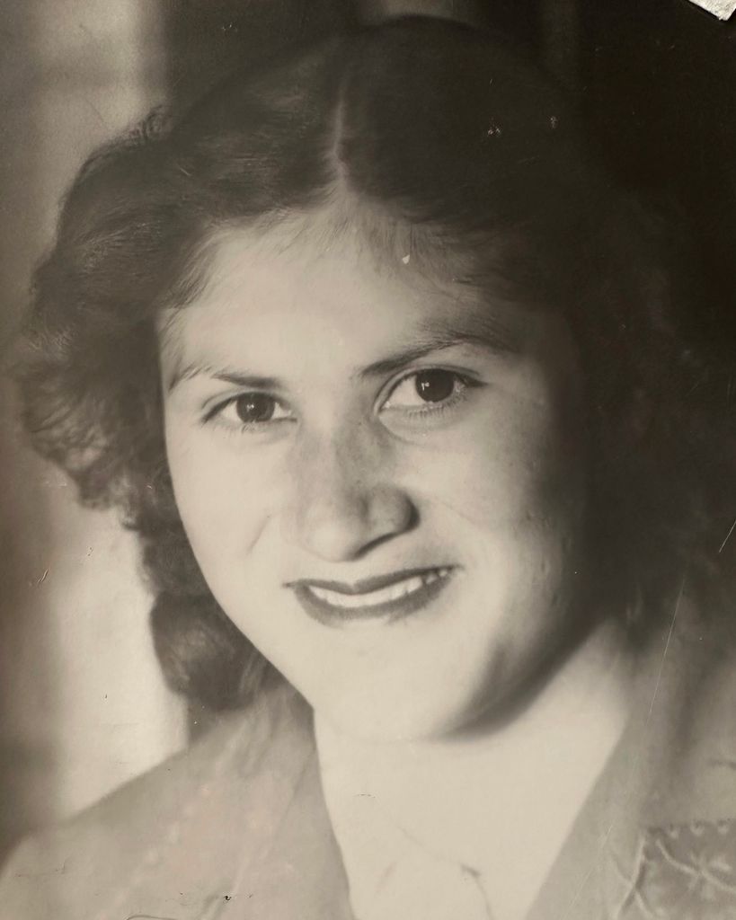 Cora Mary Lee Profile Photo